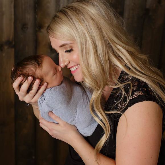 Meet your Posher, Jacine - Picture 1 of 1